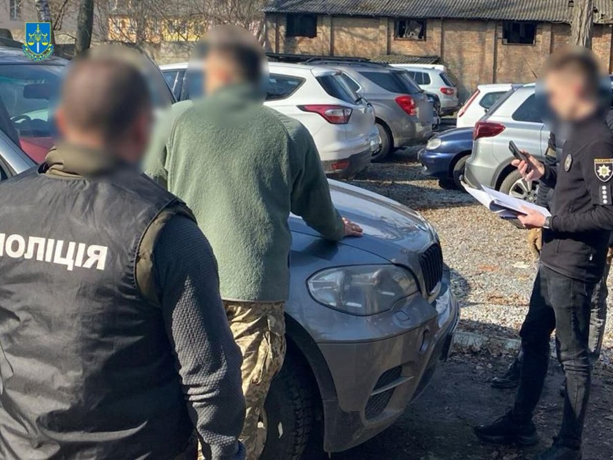 Суд оштрафував ексвійськкома з Рівненщини за хабар від пораненого солдата