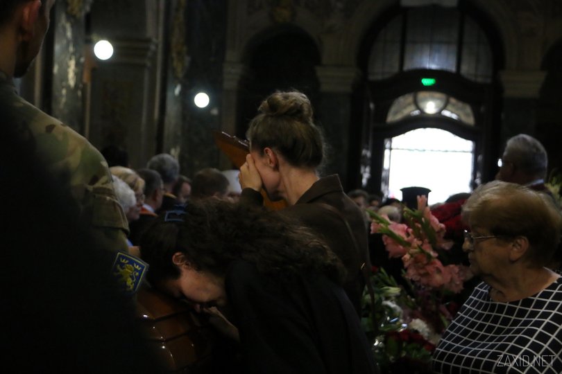 Львів прощається з Іриною Фаріон (Фото ZAXID.NET)