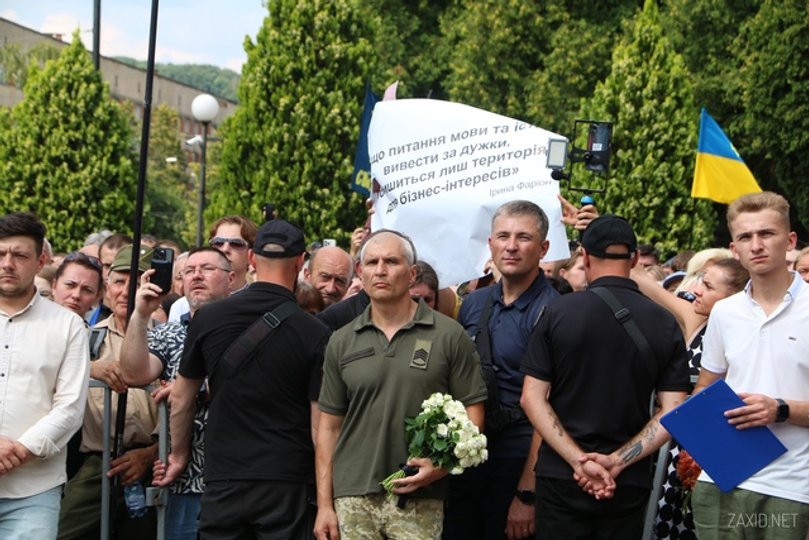 Заступник голови ВО Свобода, старший сержант ЗСУ Руслан Кошулинський