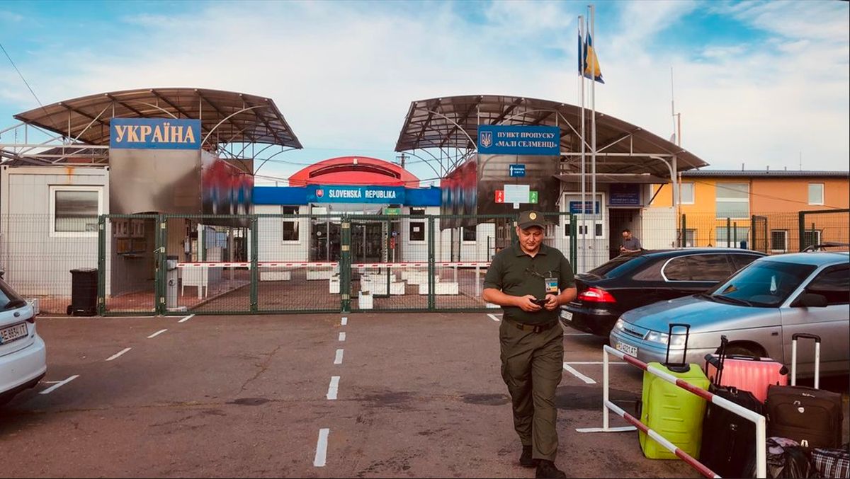 Донеччанин пішки йшов із Закарпаття в ЄС з підробленою довідкою матері з інвалідністю