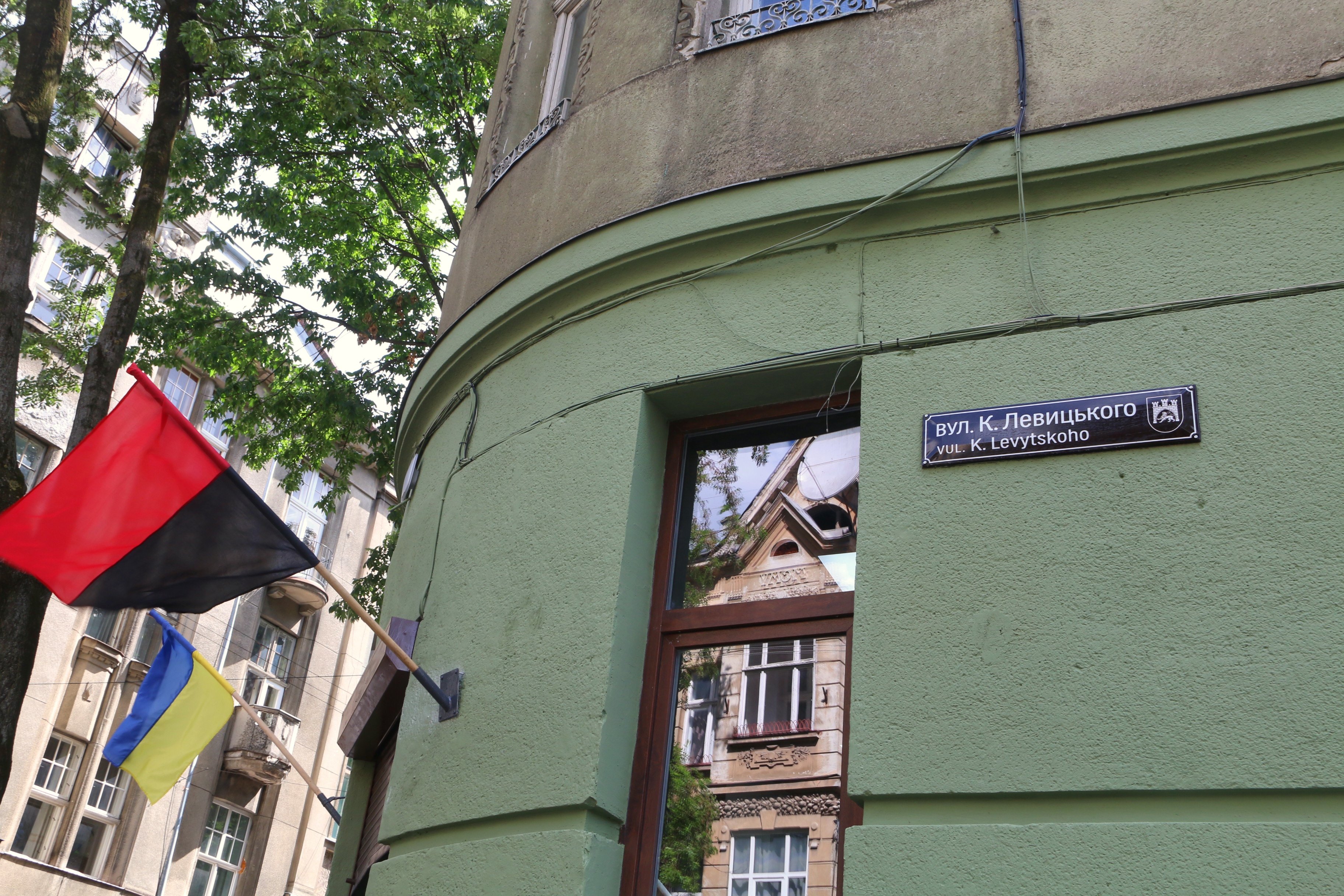 Рекрутинговий центр на Левицького, 22 (Фото ZAXID.NET)