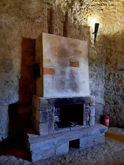 Відтворена давня піч