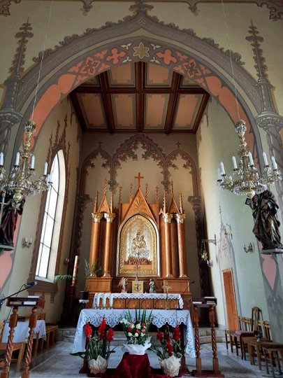 Новий костел початку XXI століття у неоготичній стилістиці