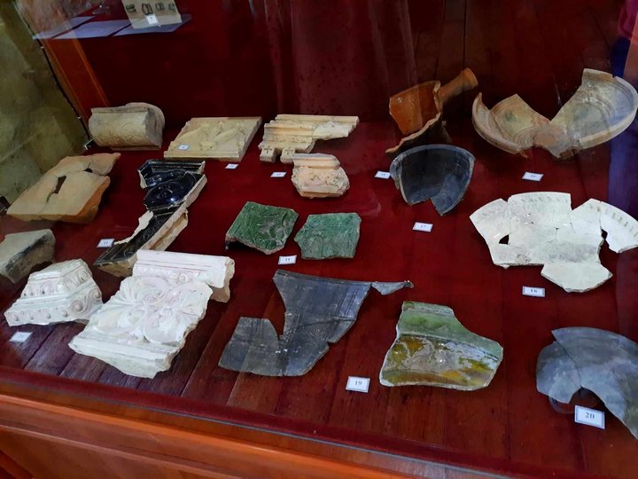 Археологічні знахідки на території Скалатського замку