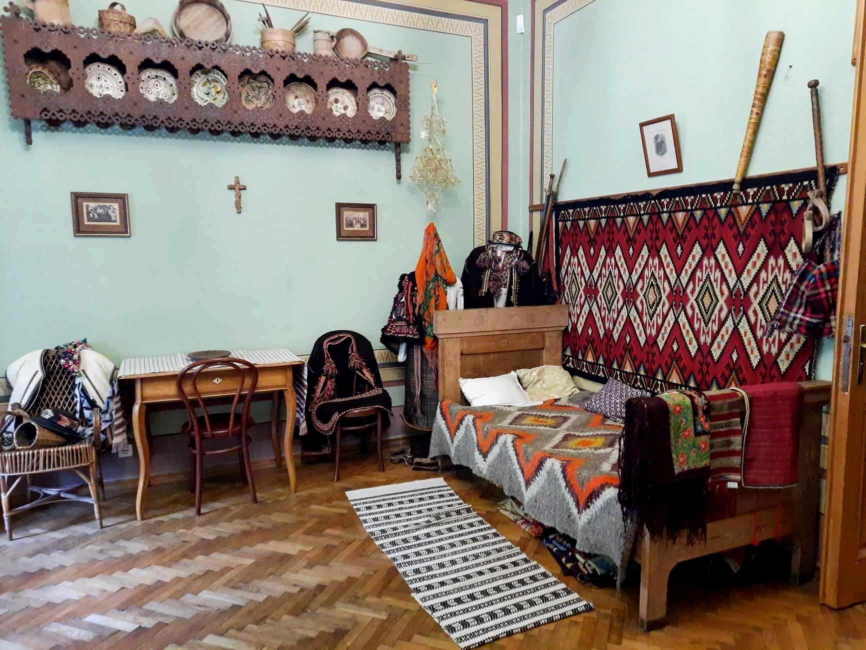 Гуцульська кімната