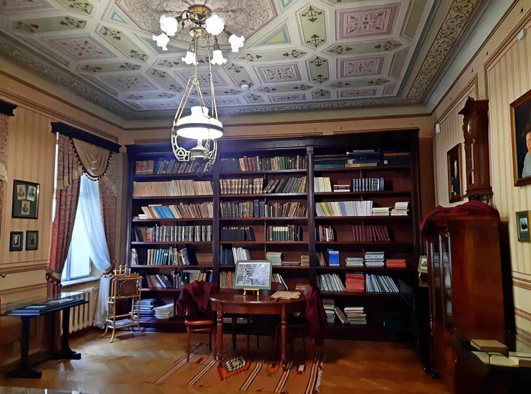 Бібліотека Грушевського