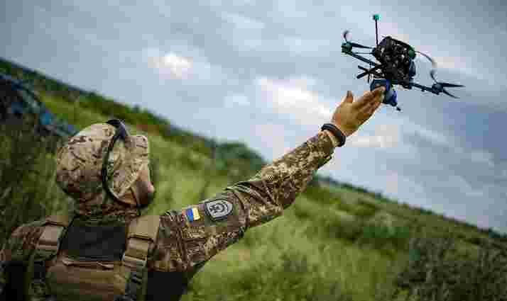 В Україні вперше оголосили тендер на закупівлю вітчизняних FPV-дронів