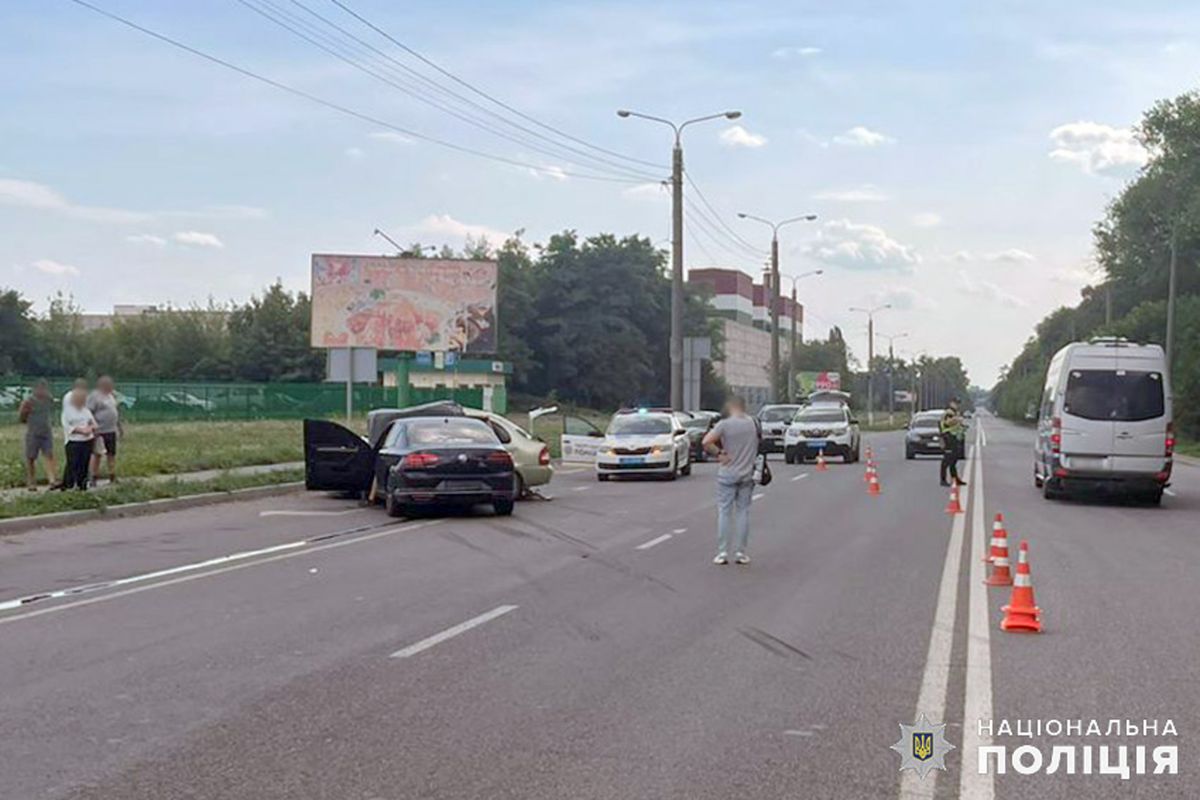 У ДТП на Хмельниччині загинув 74-річний водій та постраждали дві жінки