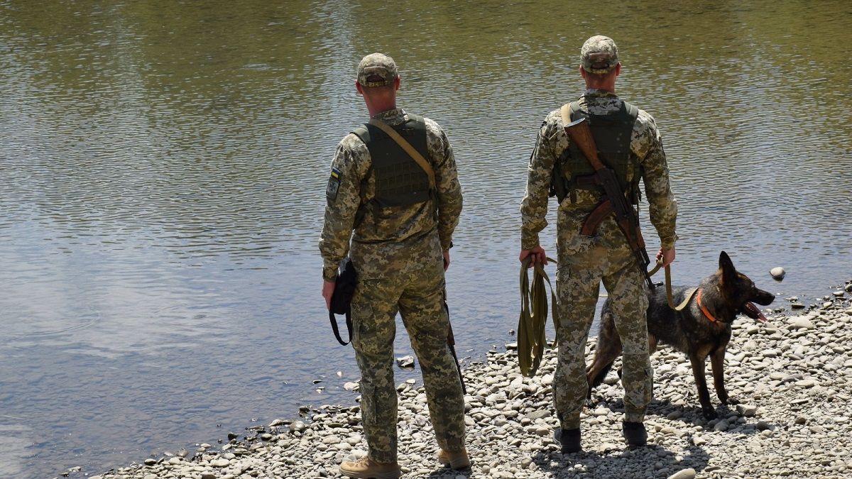 Румунські прикордонники виявили на березі Тиси тіло потопельника
