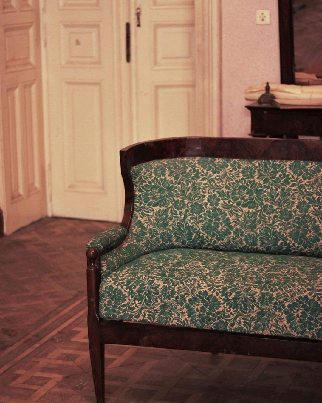 Збережені меблі