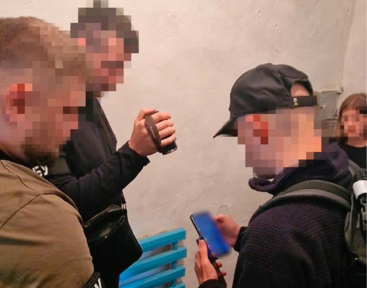 На Рівненщині викрили 19-річну адміністраторку Telegram-каналу про місця роздачі повісток