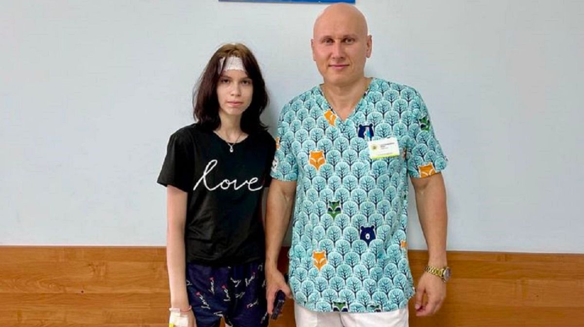 Через прокол вуха для сережки 16-річна львів’янка потрапила на операційний стіл