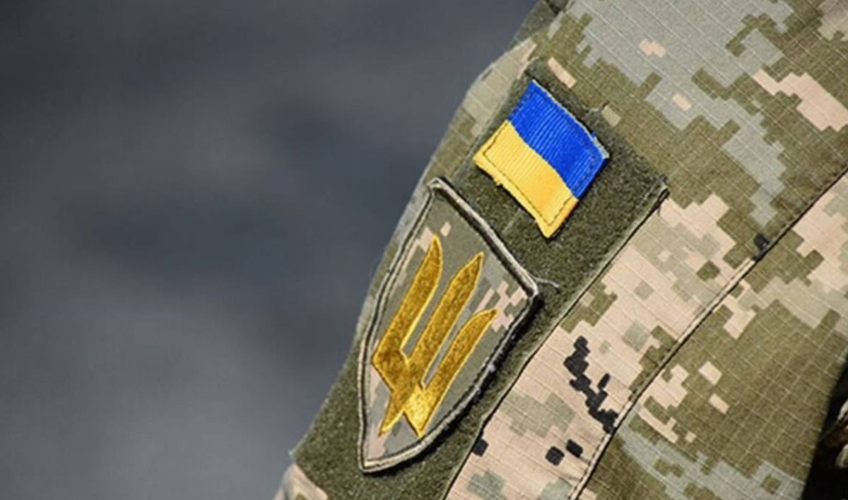 На Прикарпатті оштрафували офіцера ТЦК, який силоміць затягнув чоловіка у військове авто