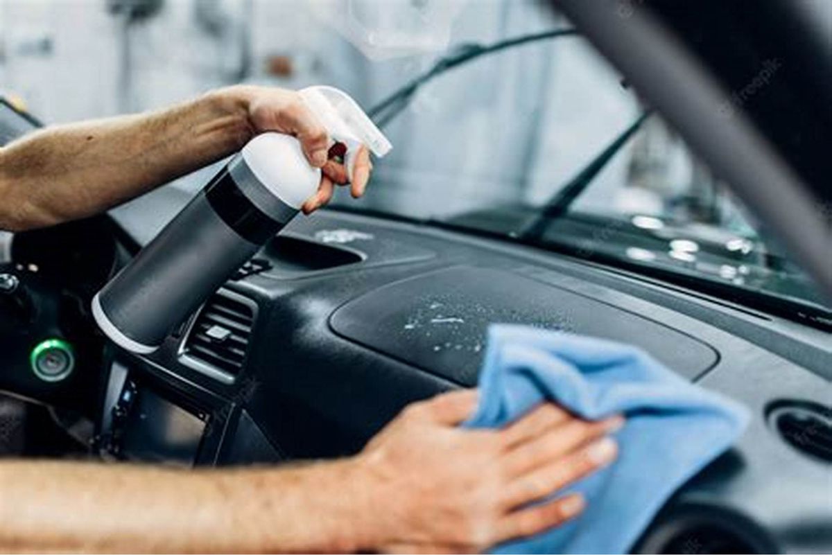 Як позбутися неприємного запаху в автомобілі: 9 ефективних методів 