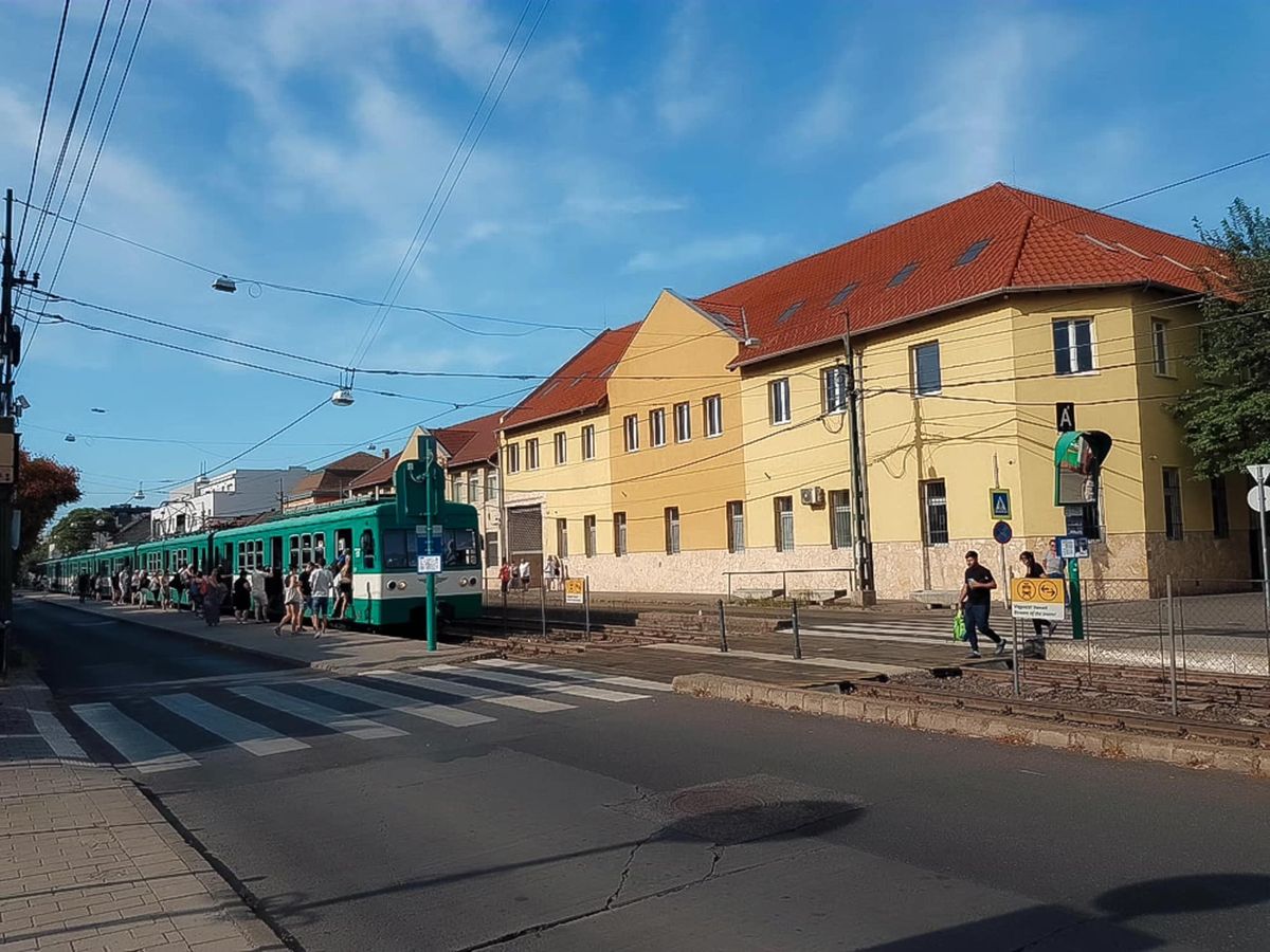 У Будапешті відкрили першу школу для україномовних дітей