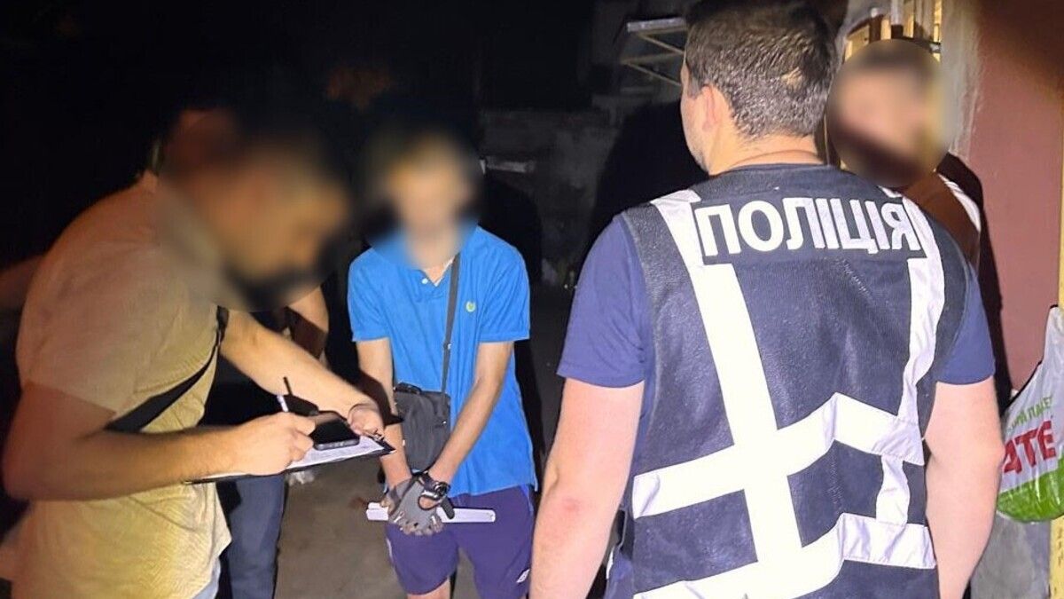 Поліція затримала 41-річного львів’янина під час продажу наркотиків