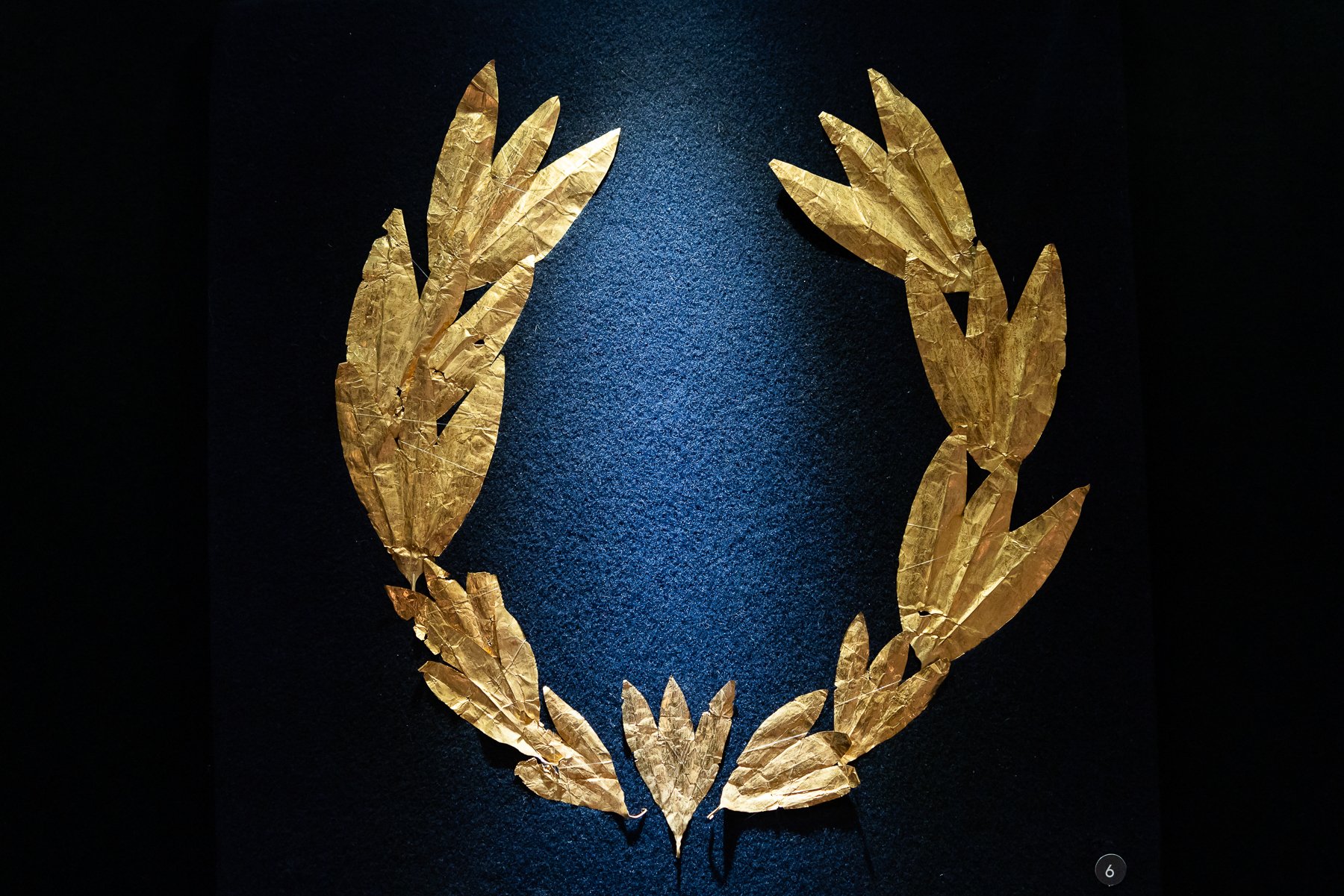 Поховальний золотий вінок