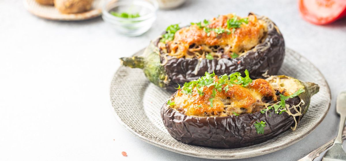 Баклажани з гливами і сиром. Рецепт дня 