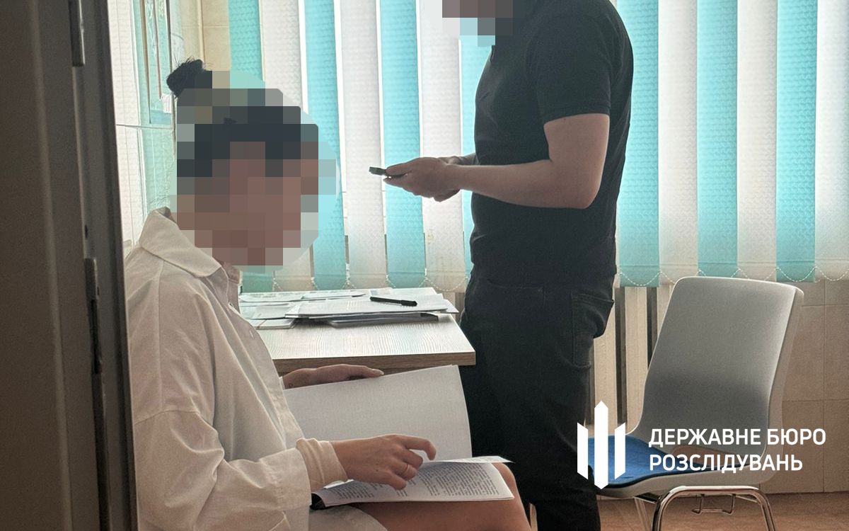 26-річну прикордонницю з Волині підозрюють у переправленні 30 ухилянтів