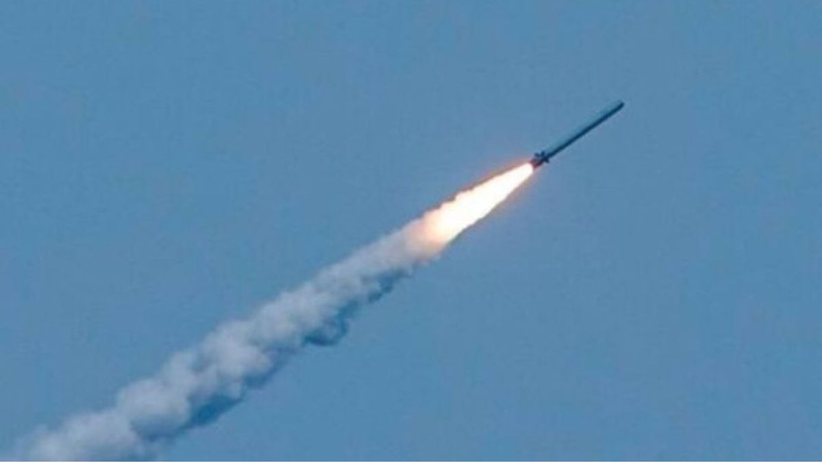 Росіяни вдарили по освітньому центру в Дніпрі