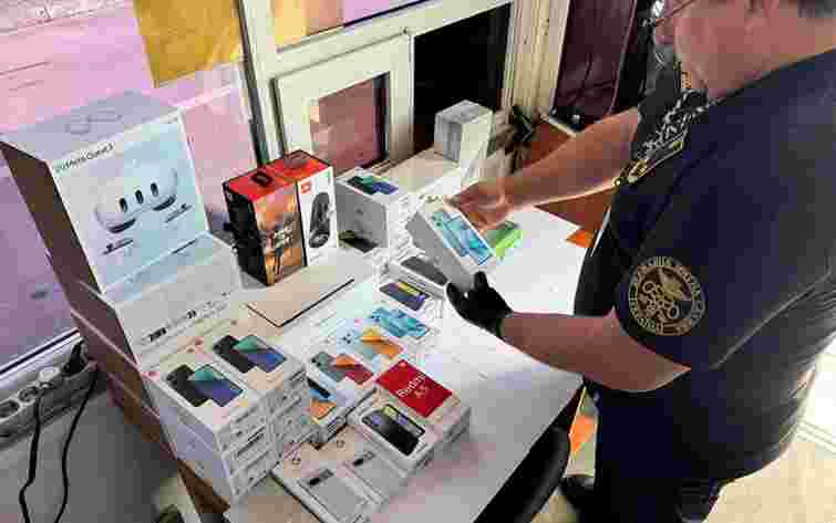 Львівські митники знайшли в рейсовому автобусі контрабанду на 700 тис. грн