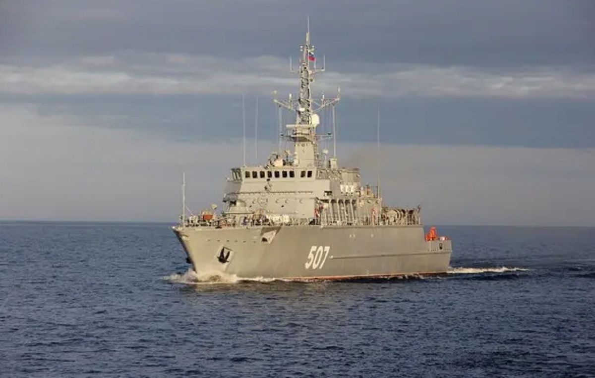 ГУР вивело з ладу російський тральщик «Алєксандр Обухов»
