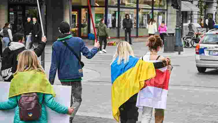 Підтримка поляками біженців з України впала до мінімуму з початку 2022 року