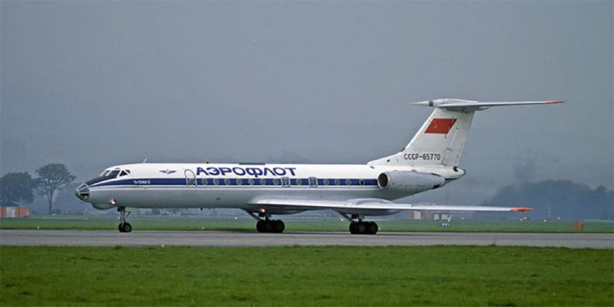 Українська розвідка знищила літак Ту-134 на аеродромі «Оренбург-2»