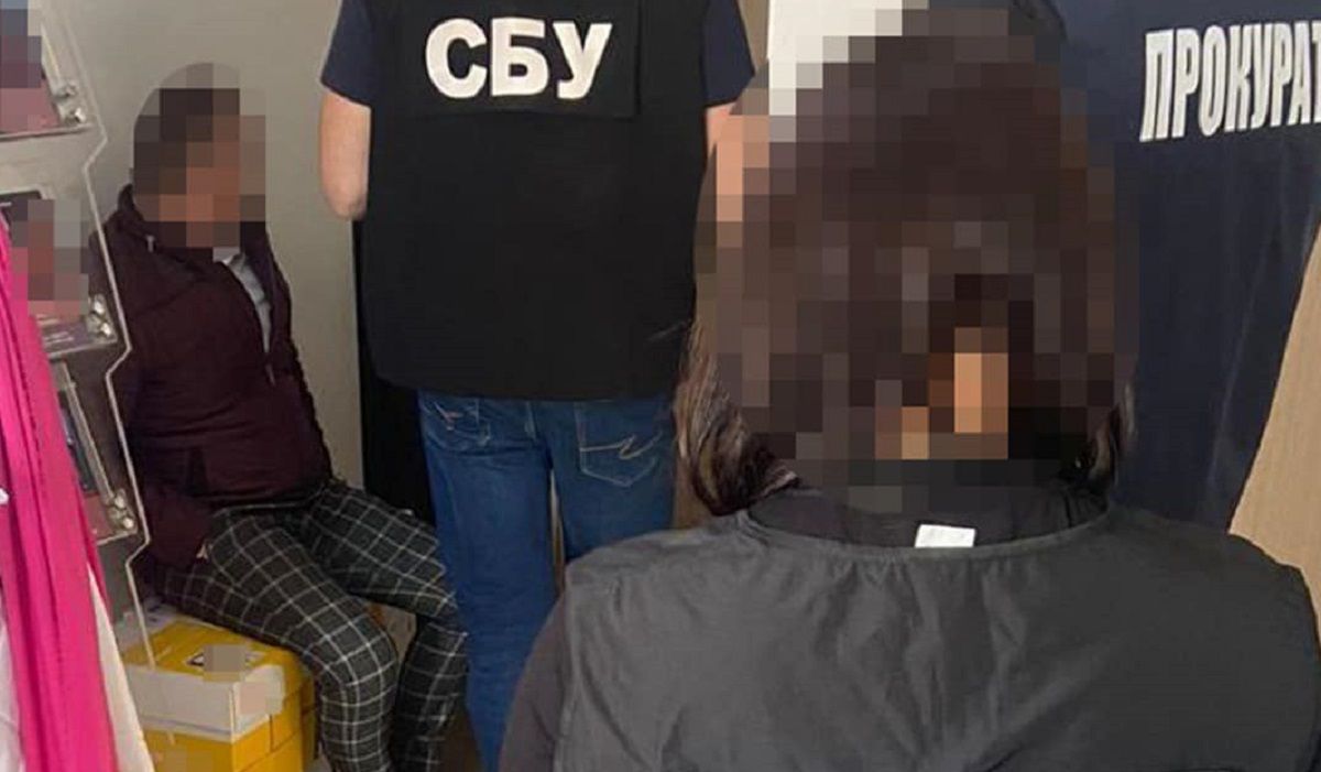 СБУ затримала на Львівщині керівника відділення банку за організацію втечі ухилянта