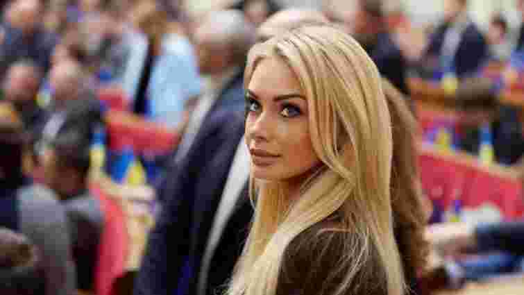 Арахамія та Кім взяли на поруки підозрювану в незаконному збагаченні депутатку «Слуги Народу»