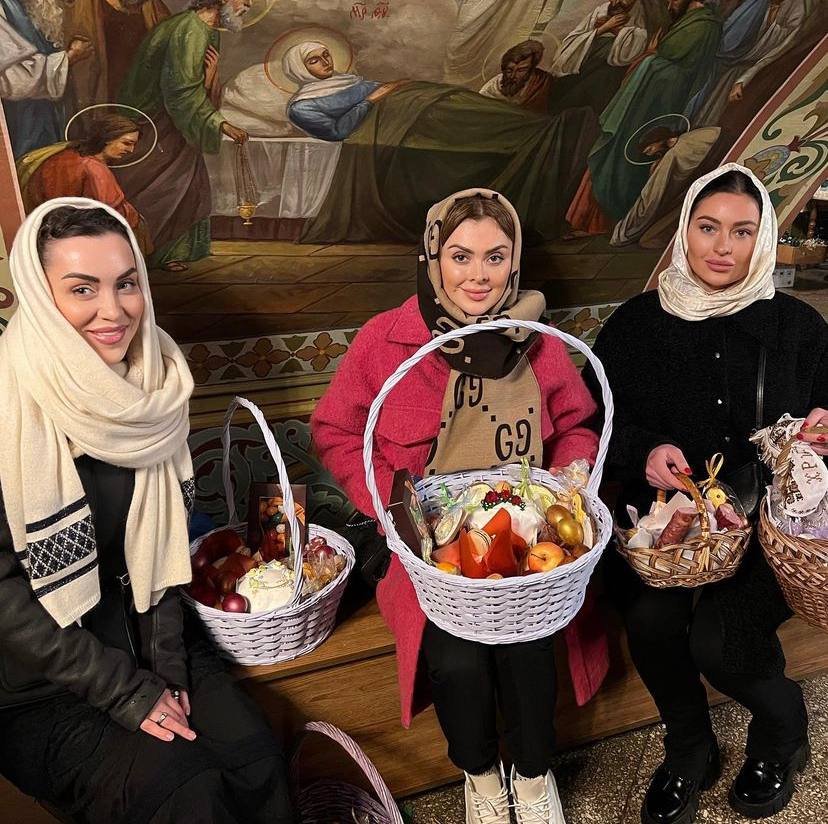 Рівнянки Катерина Бондар і Наталія Бакульська сприяли переправленню ухилянтів за кордон (фото з соцмереж Катерини Бондар)