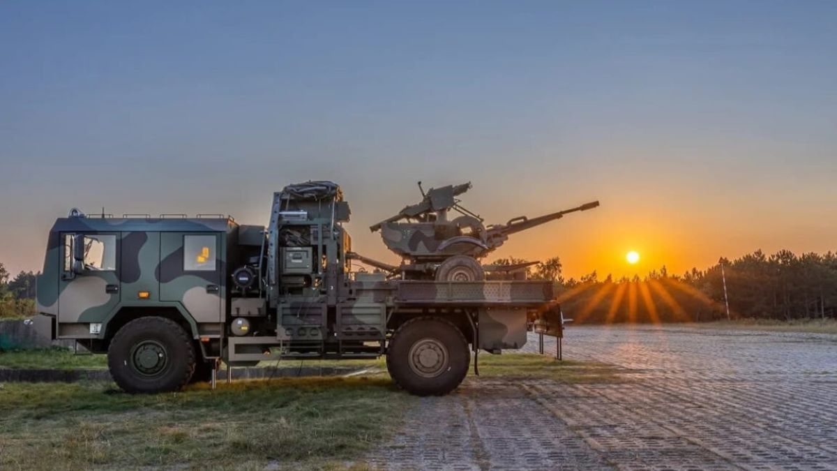 Конгресмени закликали Байдена дозволити Польщі збивати російські ракети над Україною