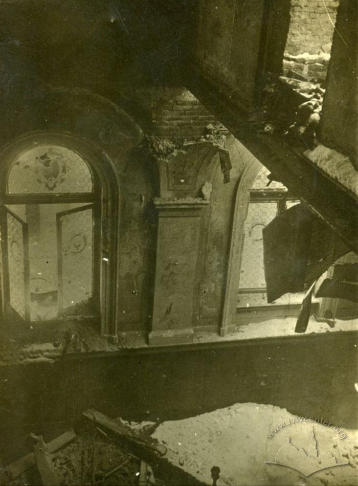 Знищені інтер'єри головної пошти