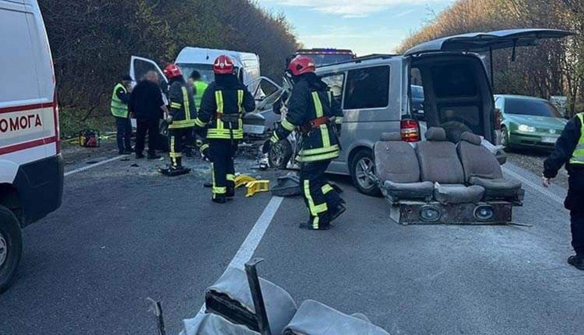На трасі Тернопіль – Чернівці в смертельній ДТП загинув водій