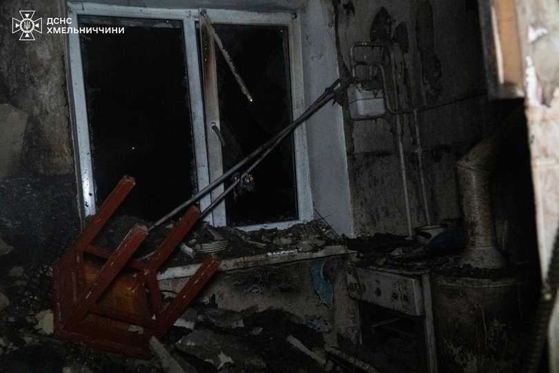 Наслідки російської атаки у Старокостянтинівській громаді (фото ДСНС)