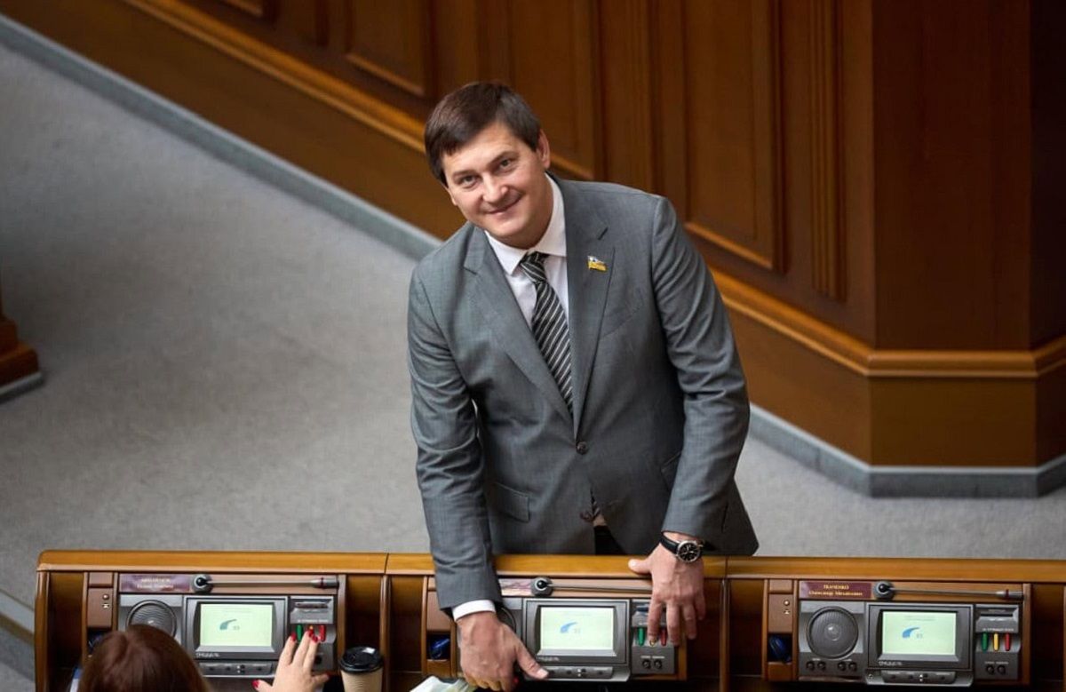 ВАКС засудив нардепа-втікача Андрія Одарченка до восьми років ув'язнення
