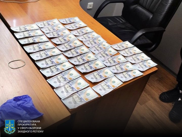 Волинські правоохоронці викрили ще одну схему для ухилянтів (фото спецпрокуратури)