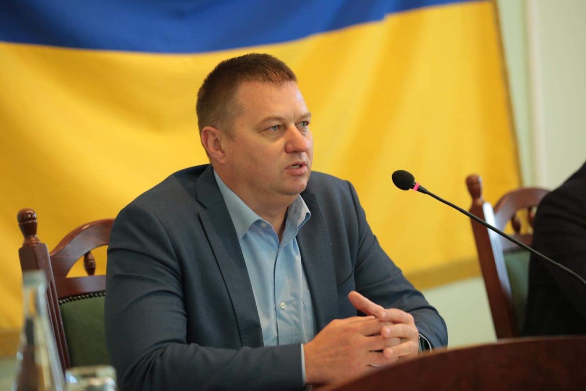 СБУ розслідує фіктивне працевлаштування чоловіків у Службі автодоріг Львівщини