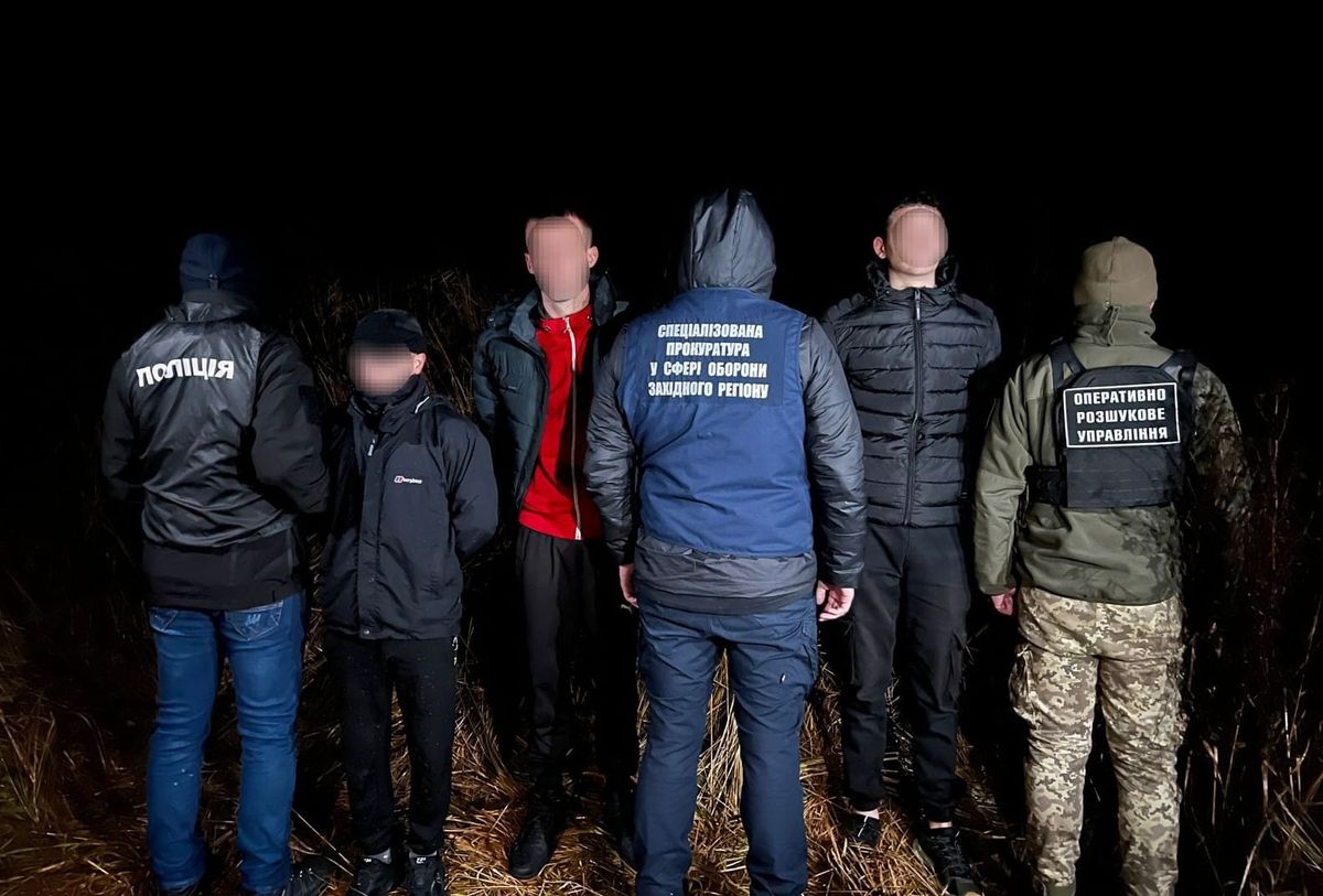 На Закарпатті затримали дві групи переправників ухилянтів до Румунії