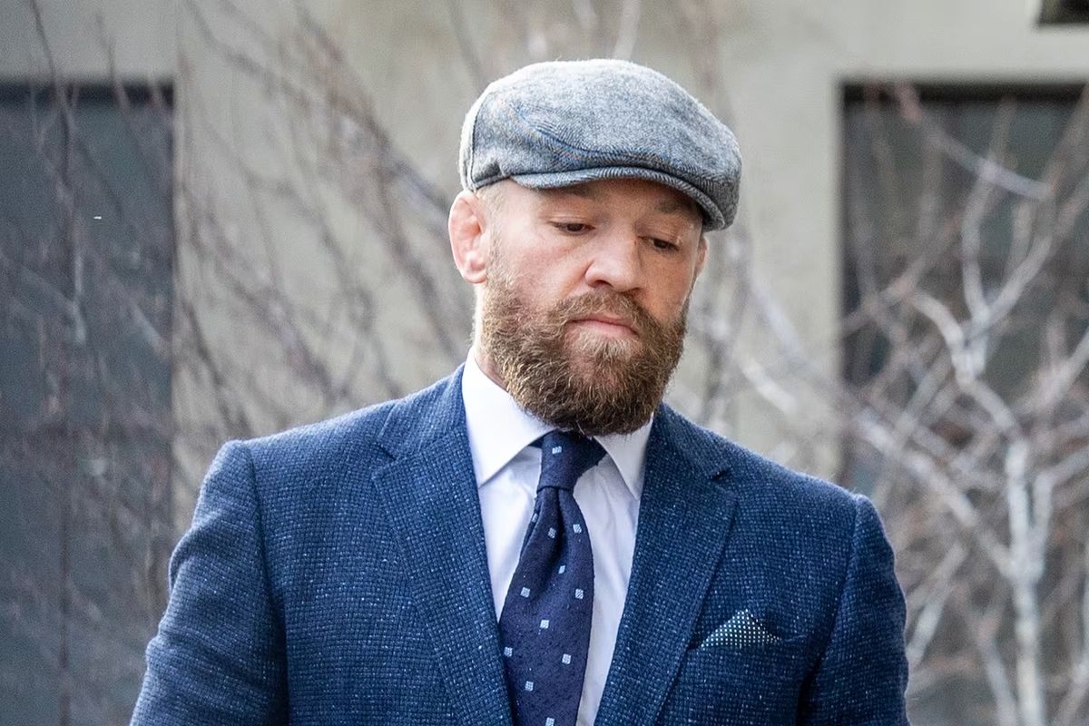 Суд визнав винним борця MMA МакГрегора у зґвалтуванні та побитті жінки
