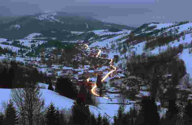 Журналісти розповіли про новий курорт на Закарпатті, який зводить Владислав Каськів