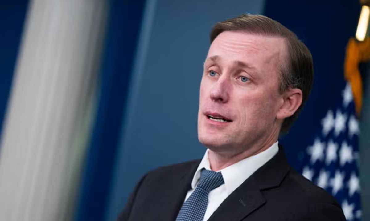 США до середини січня обіцяють надати Україні сотні тисяч снарядів і тисячі ракет