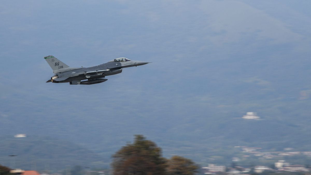 Норвегія навчатиме українських пілотів винищувачів F-16 у Португалії
