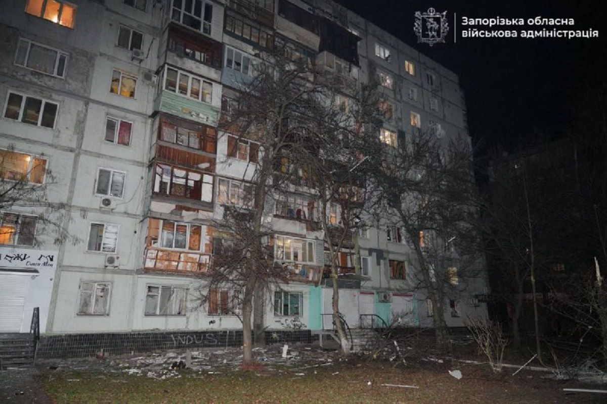 Росіяни вдарили безпілотниками по багатоповерхівках у Запоріжжі та Харкові