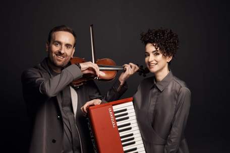 Магія музики у світлі тисячі свічок: Божики запрошують на акустичний вечір у Львові