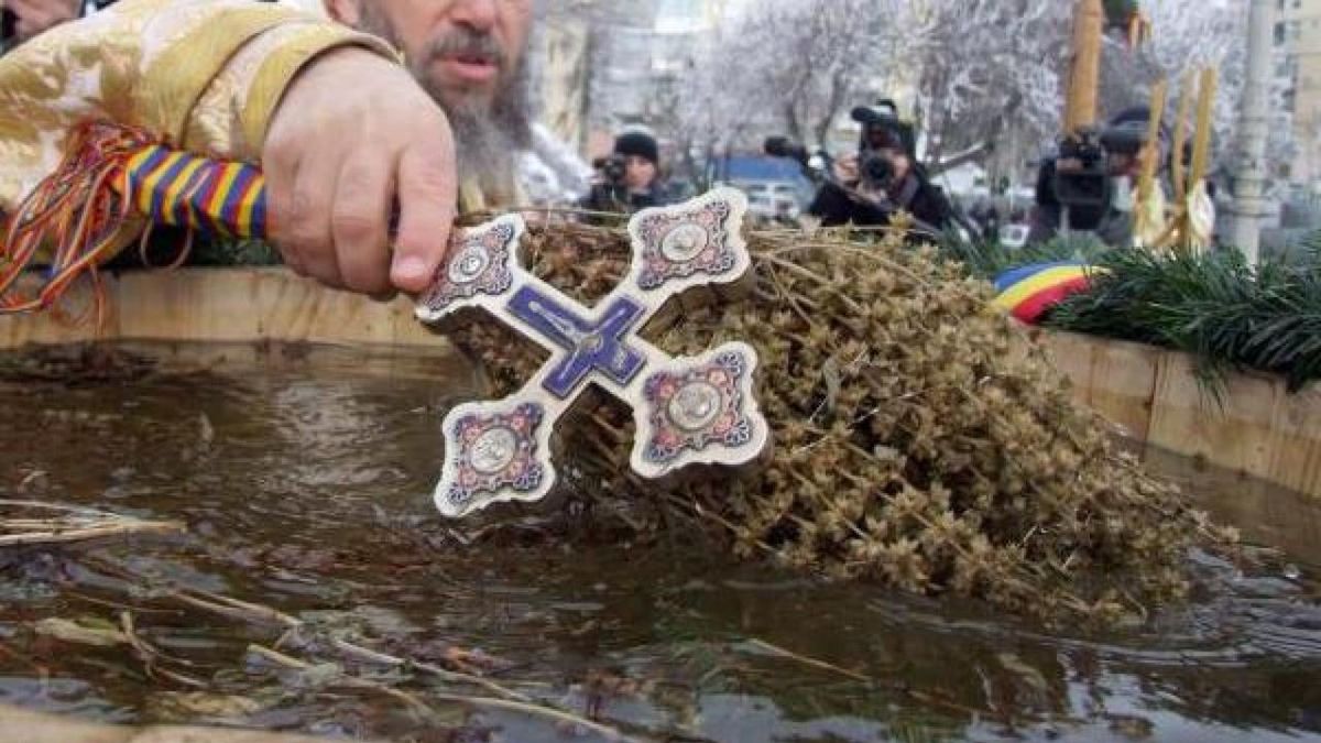 Освячення оселі та дотримання посту: що обов'язково потрібно зробити на Водохреще
