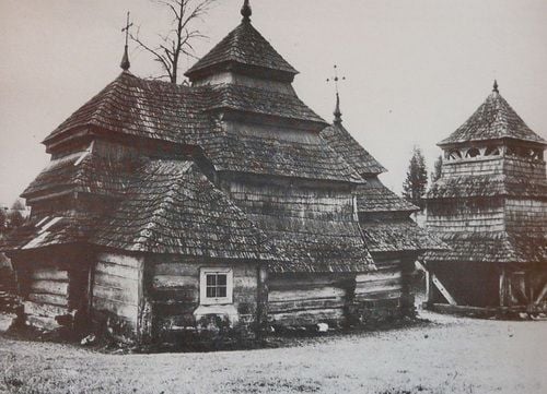 Архівне фото церкви у Кугаєві з карти Drewniane cerkwie Polski, Słowacji і Ukrainy