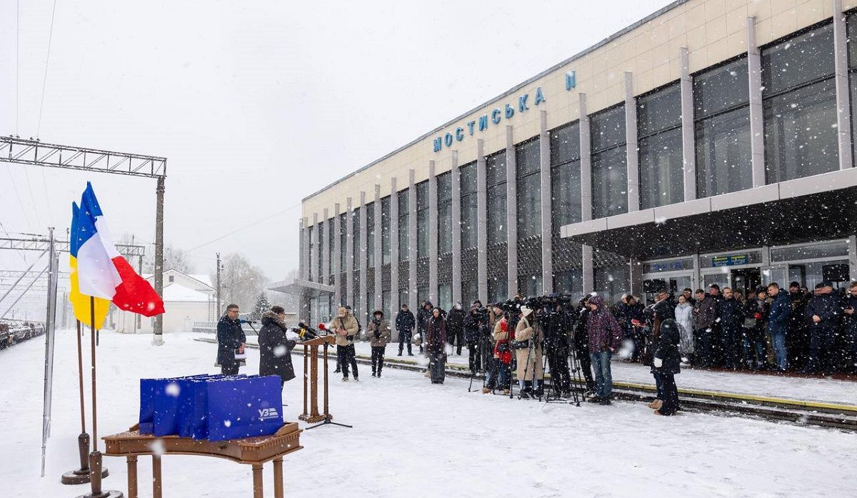 На українсько-польському кордоні запрацював новий пункт огляду поїздів