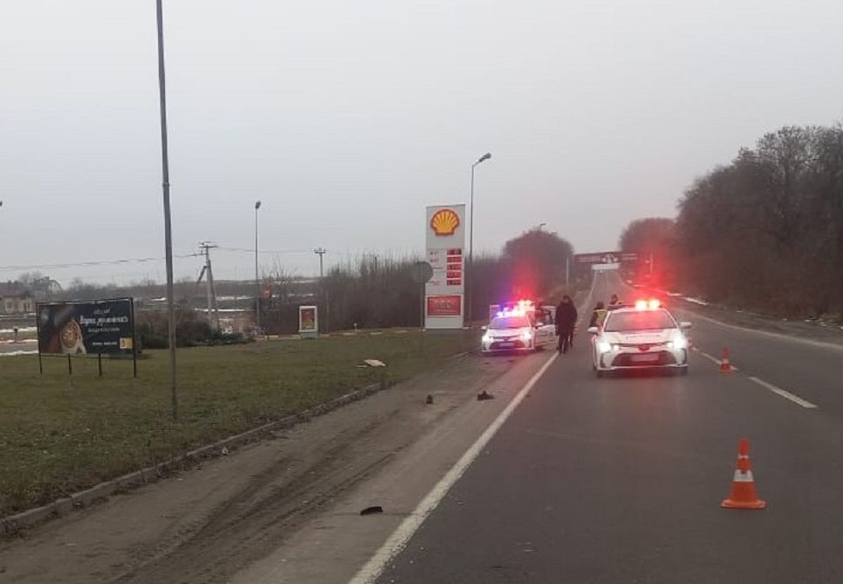 Біля Львова водій мікроавтобуса на смерть збив пішохода і втік