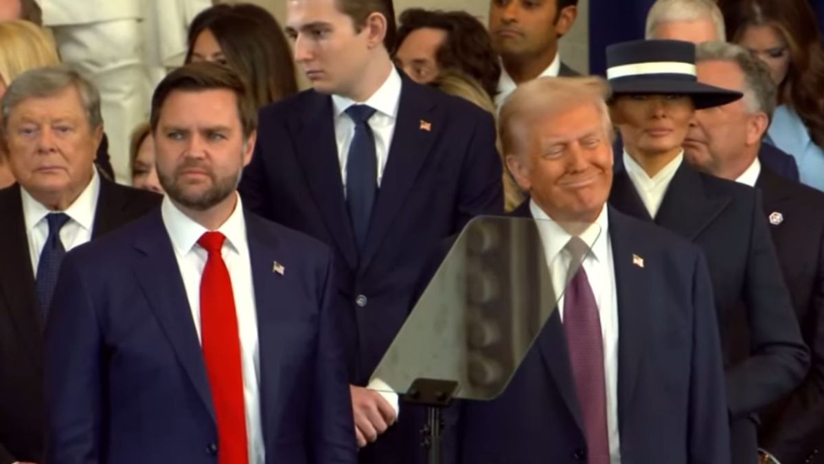 Дональд Трамп склав присягу президента США